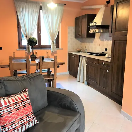 La Chiocciola לינה וארוחת בוקר 4*