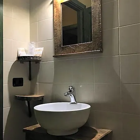 La Chiocciola فندق مبيت وإفطار 4*